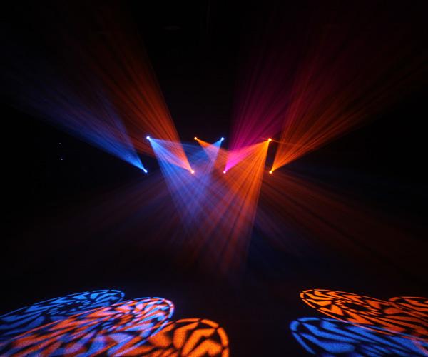 Σκηνικός φωτισμός DMX των μίνι οδηγήσεων σημείων 50W που κινεί τα επικεφαλής φω'τα Disco για το κλαμπ/το Κόμμα/το μπαρ